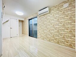 プログレスコート 101 1階ワンルームのリビング/ダイニング