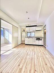 スクールサイド 5階2DKのリビング/ダイニング