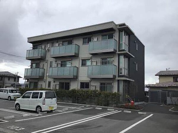 シャーメゾン城北