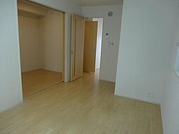 ラ・プルメリア 1階2Kのリビング/ダイニング