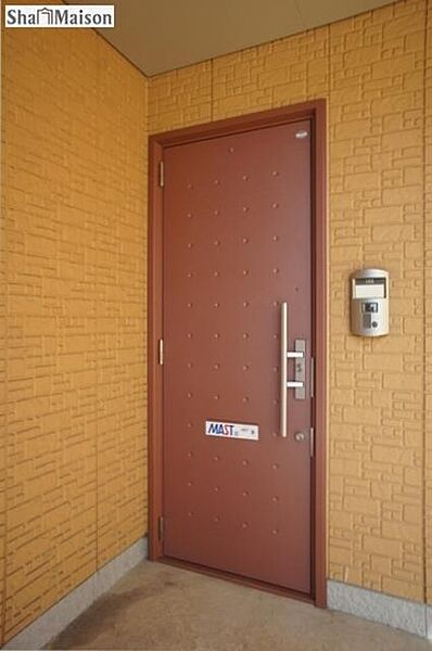 画像24:【玄関錠】玄関錠は1キー2ロック仕様でセキュリティ面を強化しています♪