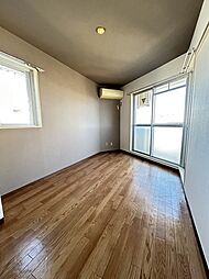 ドム登戸II 401. 4階1Kのリビング/ダイニング