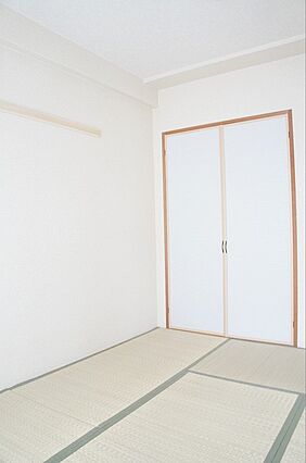 フローリッシュ_内装_4