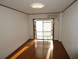 ナルカワビル 3階ワンルームのリビング/ダイニング