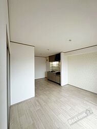 センチュリーコート 105 1階3LDKのリビング/ダイニング