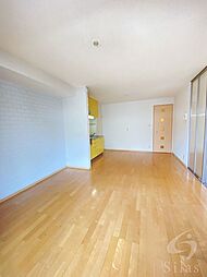 フラワーメゾン　A棟 3階2LDKのリビング/ダイニング