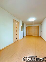 モダンアーク　Ｂ 103 1階1LDKのリビング/ダイニング