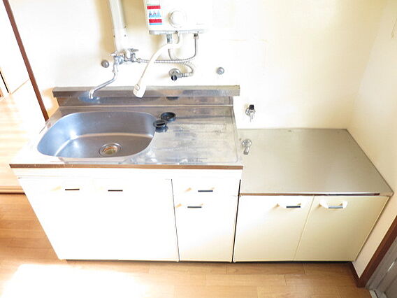 新和ハイツ_内装_1