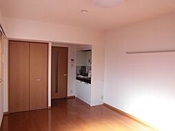 メイプルヒルズ 4階ワンルームのリビング/ダイニング