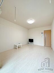 クレイノプルメリア 2階1Kのリビング/ダイニング