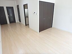 JR仙石線 榴ケ岡駅 徒歩1分の賃貸マンション 3階ワンルームのリビング/ダイニング