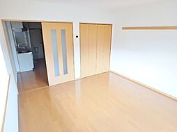 パルトネール 205 2階1Kのリビング/ダイニング