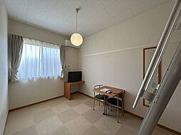 レオパレスイーストII 2階1Kのリビング/ダイニング