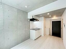 ファーヴァルハネダ ウエスト 地下1階1DKのリビング/ダイニング