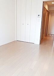 ロイヤルガーデンタカギ 1階1Kのリビング/ダイニング