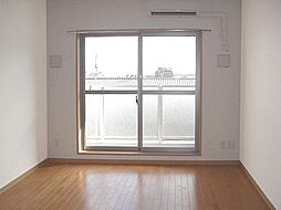 ヴィラ フローリッシュ 4階1Kのリビング/ダイニング