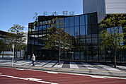 三井住友銀行 313m