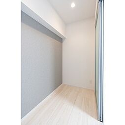 コンフォリア・リヴ北新宿 10階1DKのリビング/ダイニング