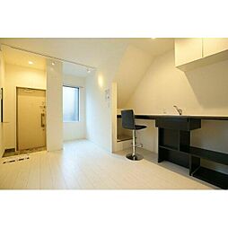 シーズ・ガレリア南青山 1階ワンルームのリビング/ダイニング