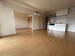 レジデンス山崎 3階2LDKのリビング/ダイニング