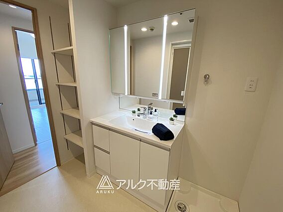 タオルなど収納...