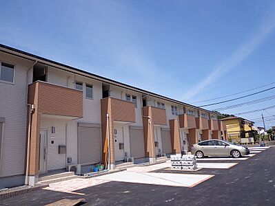外観:対面キッチン中部屋、エアコン2基、浴室乾燥機。室内干し 外観:対面キッチン中部屋、エアコン2基、浴室乾燥機。室内干し