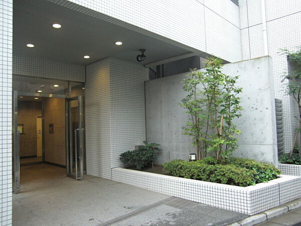 VIA　LATTEA笹塚 4階 | 東京都渋谷区笹塚 賃貸マンション エントランス