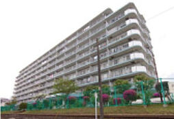 [外観] 「六高台サンハイツA棟」9階建てマンション、東武野田線「六実」駅より徒歩19分の立地