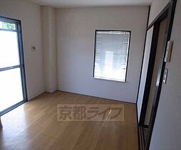 京都地下鉄東西線 小野駅 徒歩23分の賃貸マンション 1階1Kのリビング/ダイニング