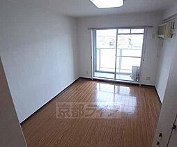 京都地下鉄東西線 御陵駅 徒歩13分の賃貸マンション 4階1Kのリビング/ダイニング