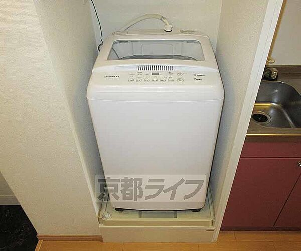 画像14:洗濯機です。