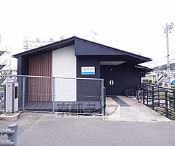 4 / 8