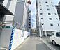周辺：・建築中風景