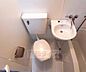 トイレ：ユニットバスなのでトイレ掃除が楽です。
