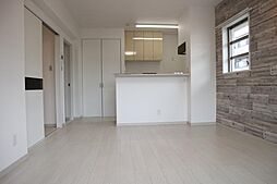 アルテマイスター堀川 201 2階2LDKのリビング/ダイニング