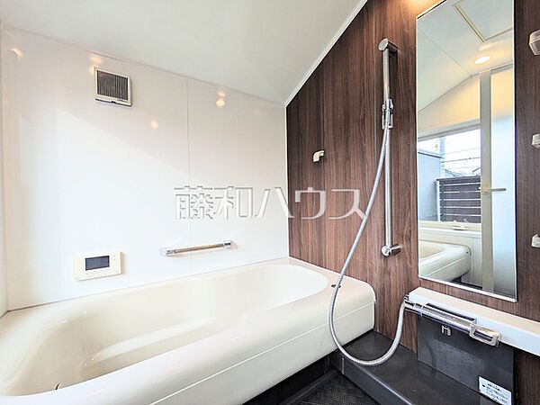 浴室を拡大表示
