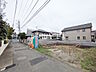 外観：接道状況および現場風景　【調布市国領町5丁目】