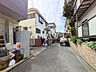 外観：接道状況および現場風景　【東大和市芋窪4丁目】