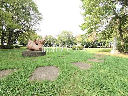 椚田遺跡公園 (630m)