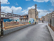 接道状況および現場風景　【新座市栗原3丁目】