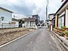 外観：接道状況および現場風景　【富士見市山室1丁目】