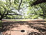 周辺：旭が丘中央公園 (680m)