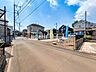 外観：接道状況および現場風景　【東久留米市南沢1丁目】「東久留米」駅 徒歩15分！我が家に合った暮らしを追及できるフリープランの建築条件付き土地