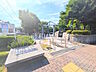 周辺：京王堀之内駅 (690m)