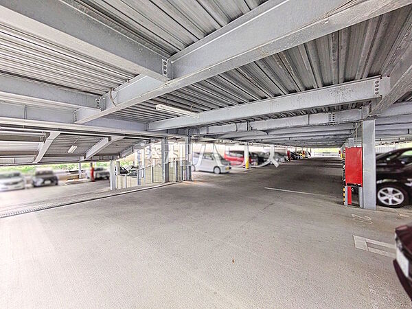 駐車場を拡大表示