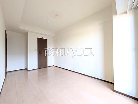 居室 【ヴィラージュ・ヴェール四番館】