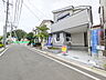 外観：接道状況および現場風景　【東村山市久米川町3丁目】