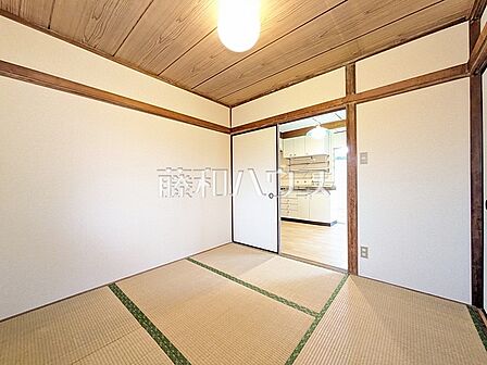 和室 【メイゾン立川二番館】