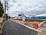 外観：接道状況および現場風景　【狛江市猪方3丁目】