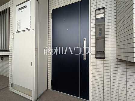 玄関 【プラゼール練馬高野台】